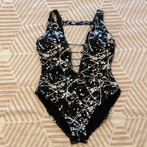 Swimsuits For All x Ashley Graham Tsunami One-Piece